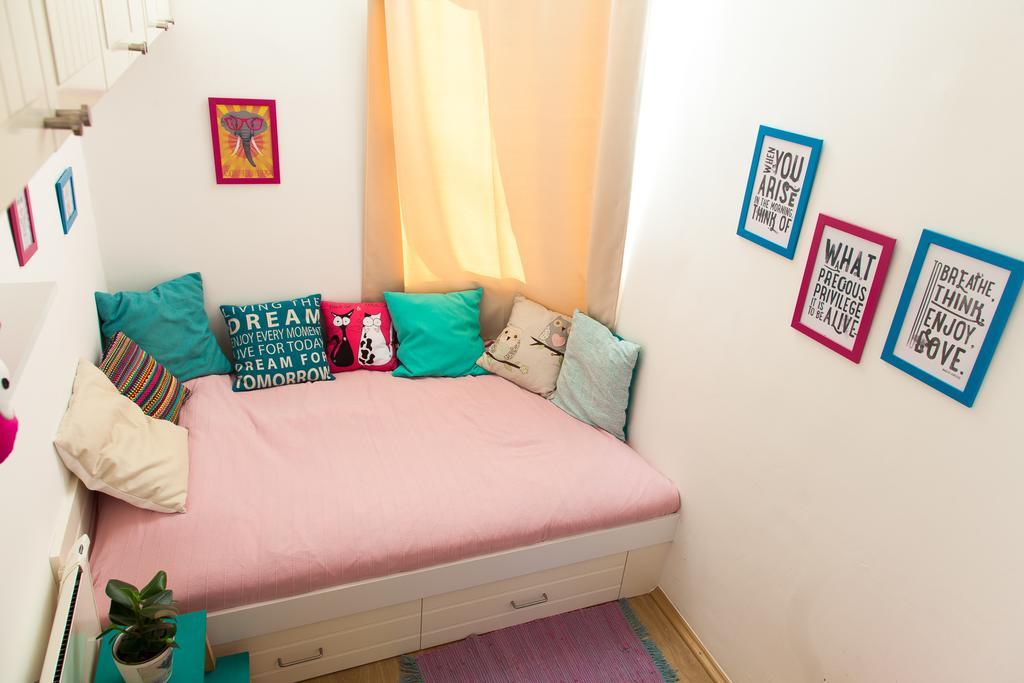 Self Check-In Eco Studio In The Heart Of Buda บูดาเปสต์ ภายนอก รูปภาพ